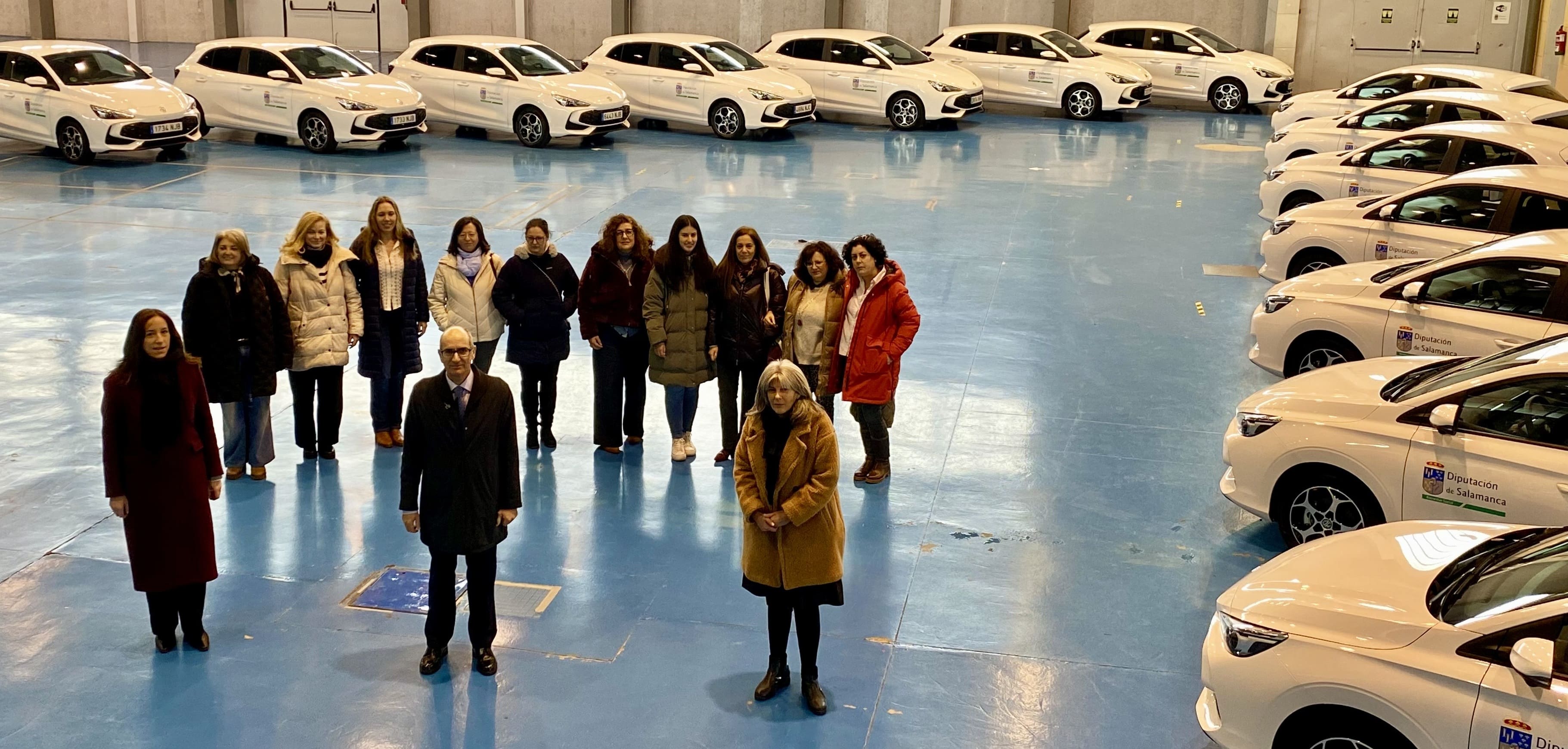 La Diputación de Salamanca incorpora 16 vehículos híbridos para mejorar la atención social en el medio rural